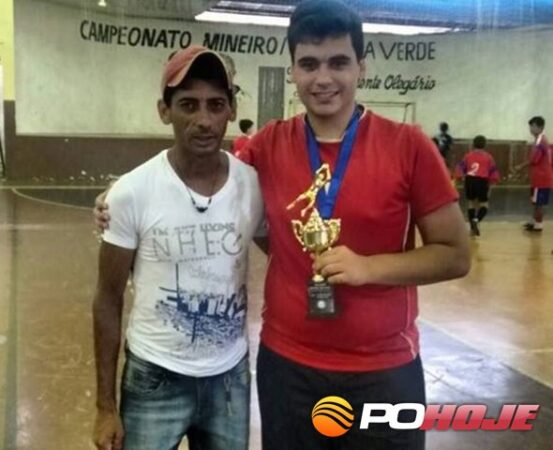 Buiu e o melhor goleiro Thiago