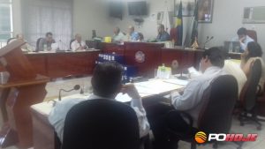 Vereadores no PlenÃ¡rio HercÃ­lio Trajano durante a votaÃ§Ã£o do orÃ§amento