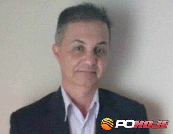 Roberto Queiroz - Diretor da Escola Municipal Professora Carmem Celina