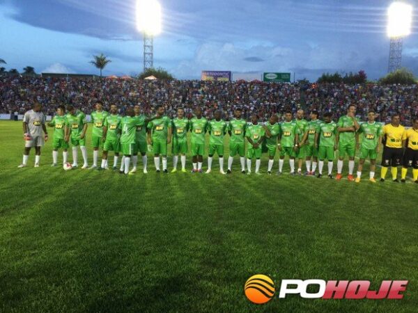 Gusttavo Lima faz jogo solidário com presença de Caio Castro (Foto: Divulgação/ Silvia Colmenero e Manuela Pimentel)
