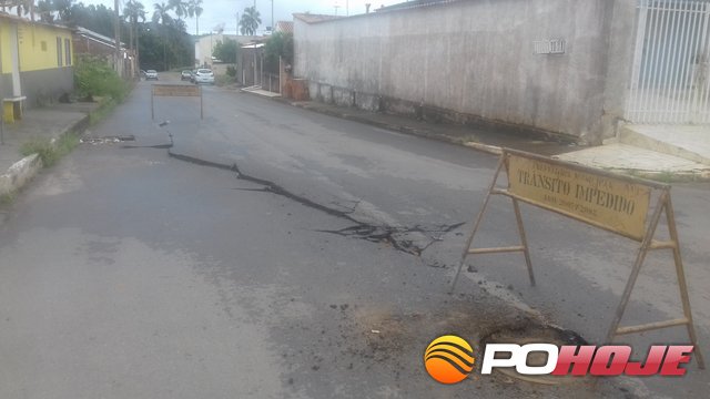 No bairro Planalto na Zua Catiara asfalto comeÃ§ou a ser arrancado