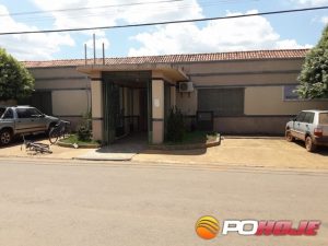 Vista da frente da Prefeitura de Lagoa Grande