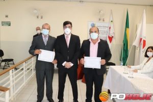 Prefeito eleito sargento Rhenys Cambraia, juiz Eleitoral Dr. Manoel Carlos e o vice-prefeito eleito Júlio Reis