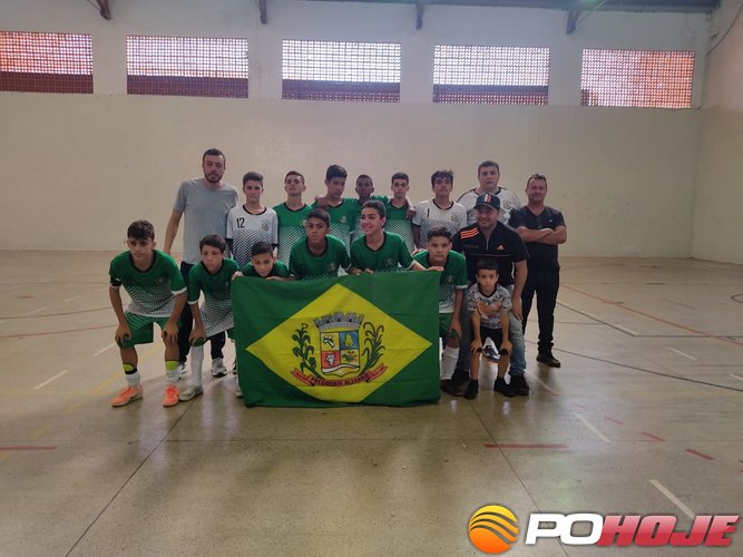 É tetra! Escola Municipal Carmem Celina goleia no Futsal Masculino e vai  para Etapa Regional dos Jogos Escolares de Minas Gerais - PO Hoje