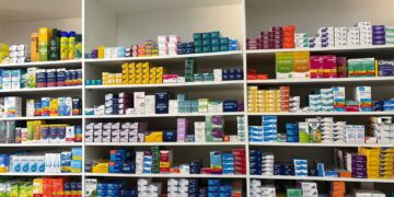 Prepare o bolso: Remédios podem ter reajuste de até 3,81% a partir desta terça; entenda como medida afeta pacientes