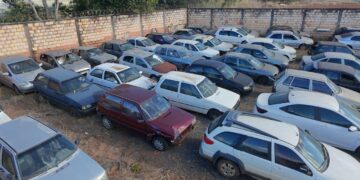 Polícia Civil realiza leilão com mais de 90 veículos em Presidente Olegário; veja como participar