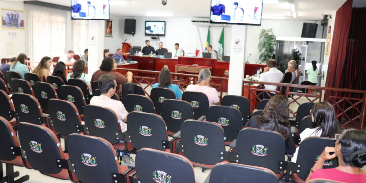 Presidente da Câmara Municipal convoca Reunião Extraordinária para votar 7 projetos