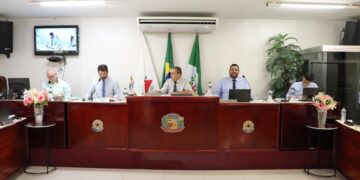 Cinco projetos são aprovados pelos vereadores durante Reunião Extraordinária na Câmara Municipal