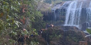 Taboca: Homem é resgatado após sofrer queda em cachoeira de difícil acesso