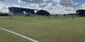 Semifinais do Campeonato Municipal Élio Sabiá 2026 têm arbitragem definida para domingo no Estádio Castilhão