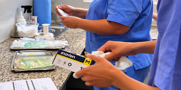 Prefeitura abre processo seletivo para técnico de enfermagem na Atenção Básica e no Hospital Municipal Darci José Fernandes