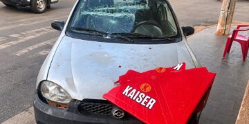 Após ameaça de morte, motorista avança com carro em bar no bairro Planalto, atinge homem e foge